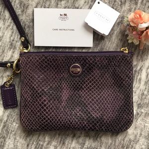 Coach SIS EMB EX SM Wristlet